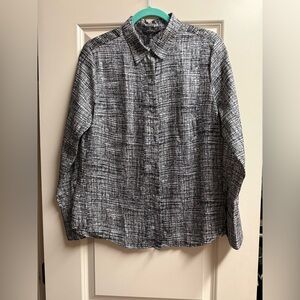 Banana Republic Black and White Blouse